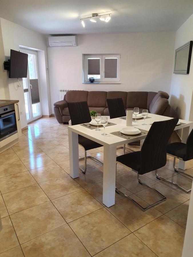 Apartma Maja, Mateja Koper Buitenkant foto
